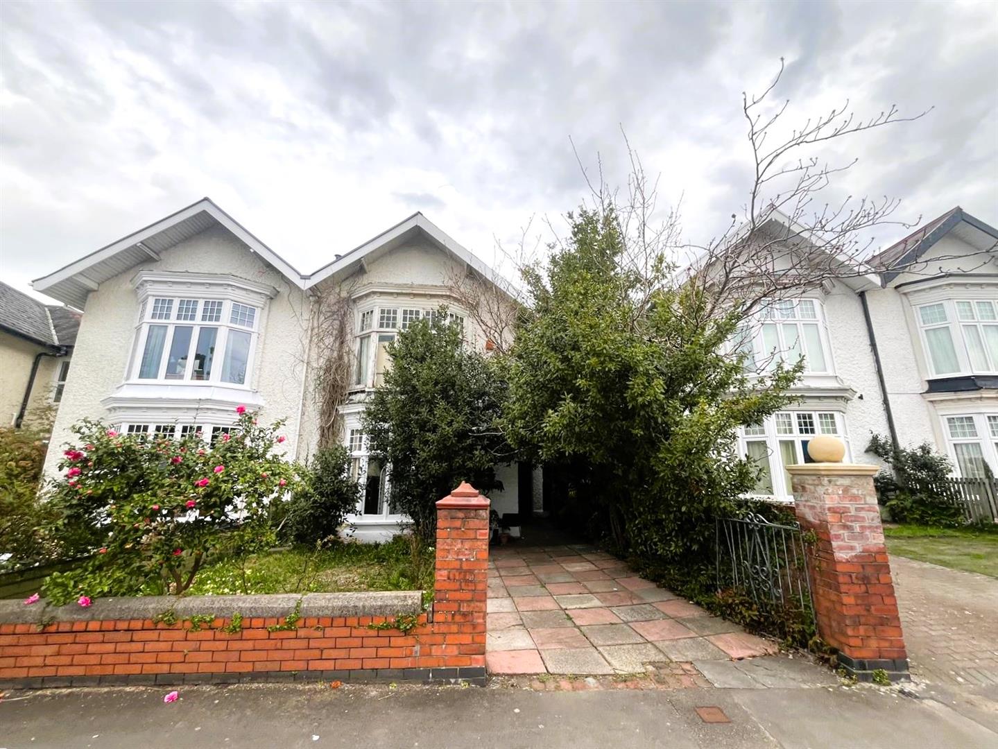 Eaton Crescent, Uplands, Swansea, SA1 4QN